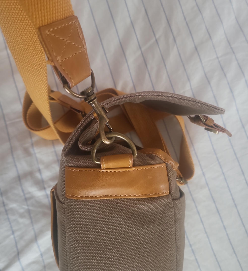 Digital Camera Bag - Picture 6 of 7